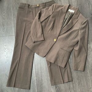 Calvin Klein  dress pants /  blazer Jacket size 10